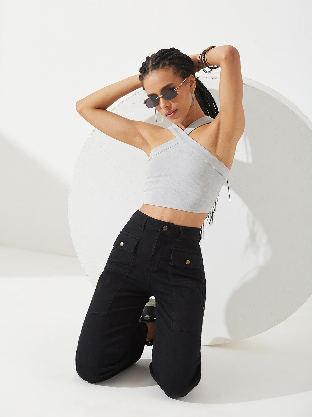 Black Flared High-Rise Regular Stretchable Denim Jeans for Women