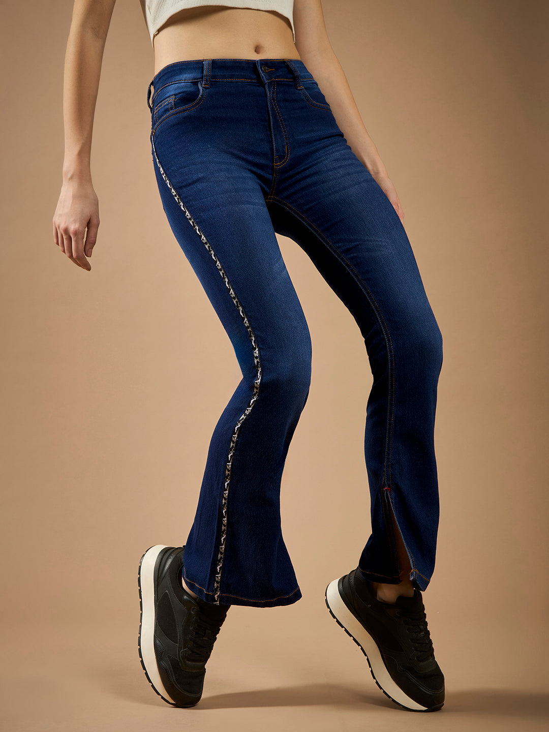 Women's Blue Cotton Bootcut Fit & Flared Mid Rise Stretchable Denim Jeans