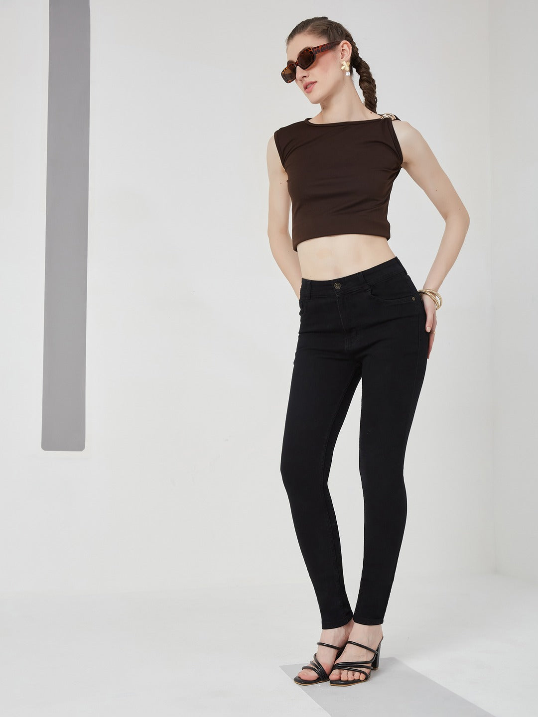 Black Slim Fit high-rise Acid Wash Stretchable Denim Jeans for Women