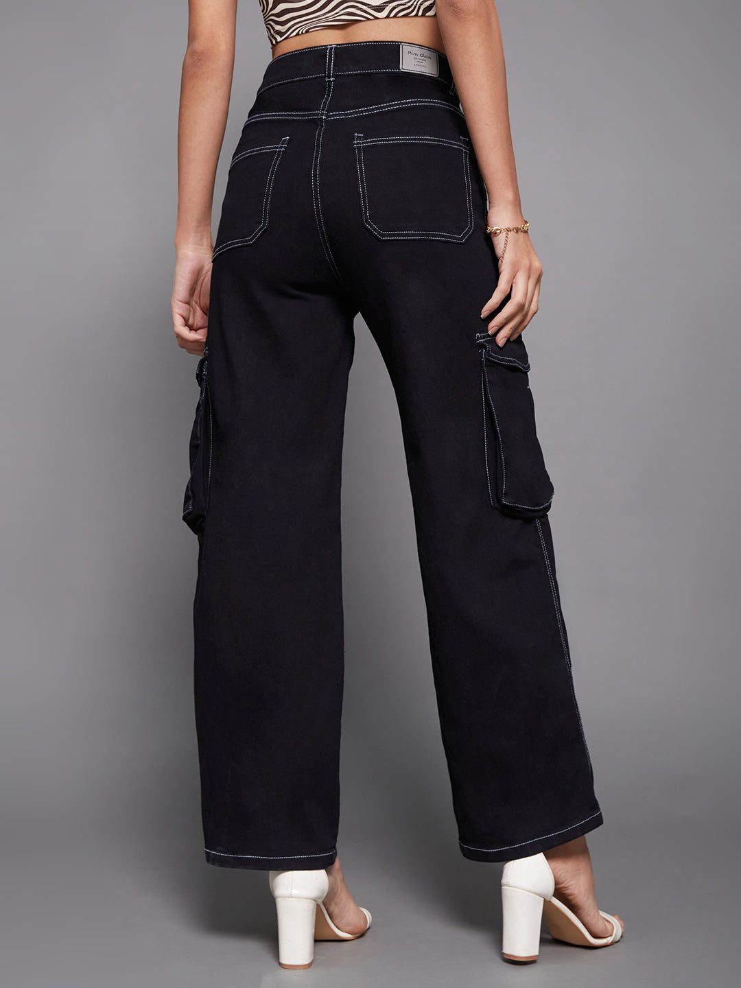 Women's Black Wide-Leg High-Rise Clean-Look Regular-Length Stretchable Patch-Pocketed Denim Jeans