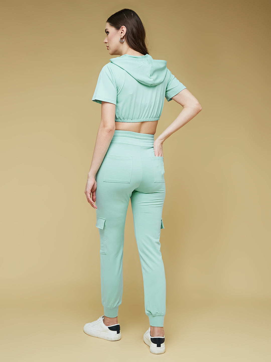 Women's Mint Round Short Polyester Solid Crop Regular Co-ord Set