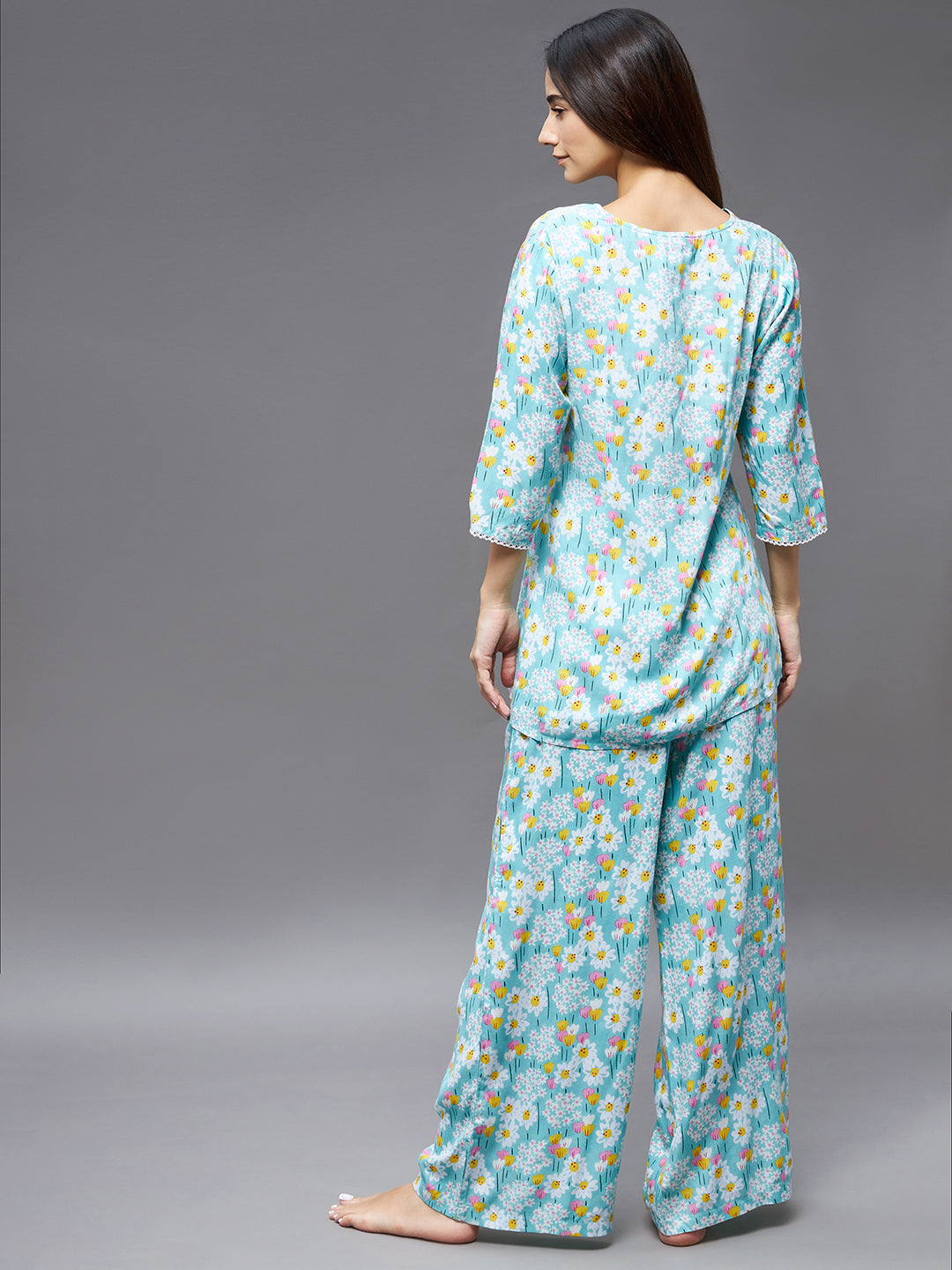 Women's Light Blue Round Neck 3/4 Sleeve Floral Front Yoke Regular Kurta Set