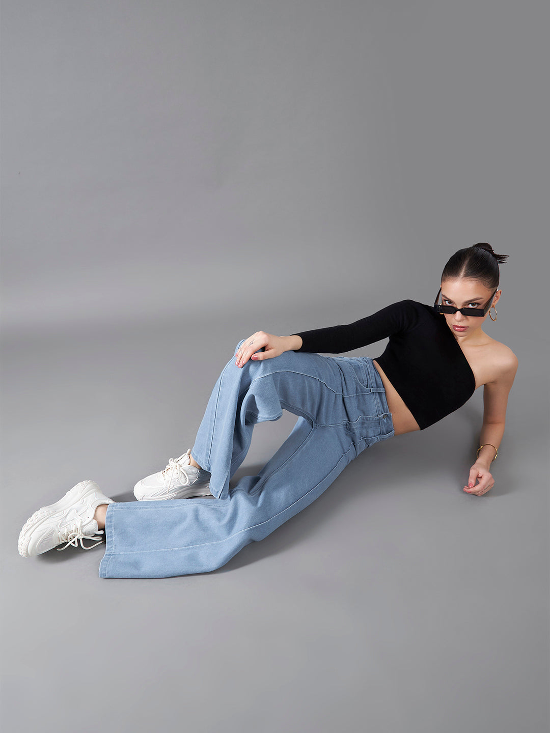 Women's Light Blue Straight-Fit High-Rise Clean-Look Regular-Length Non-Stretchable Denim Jeans