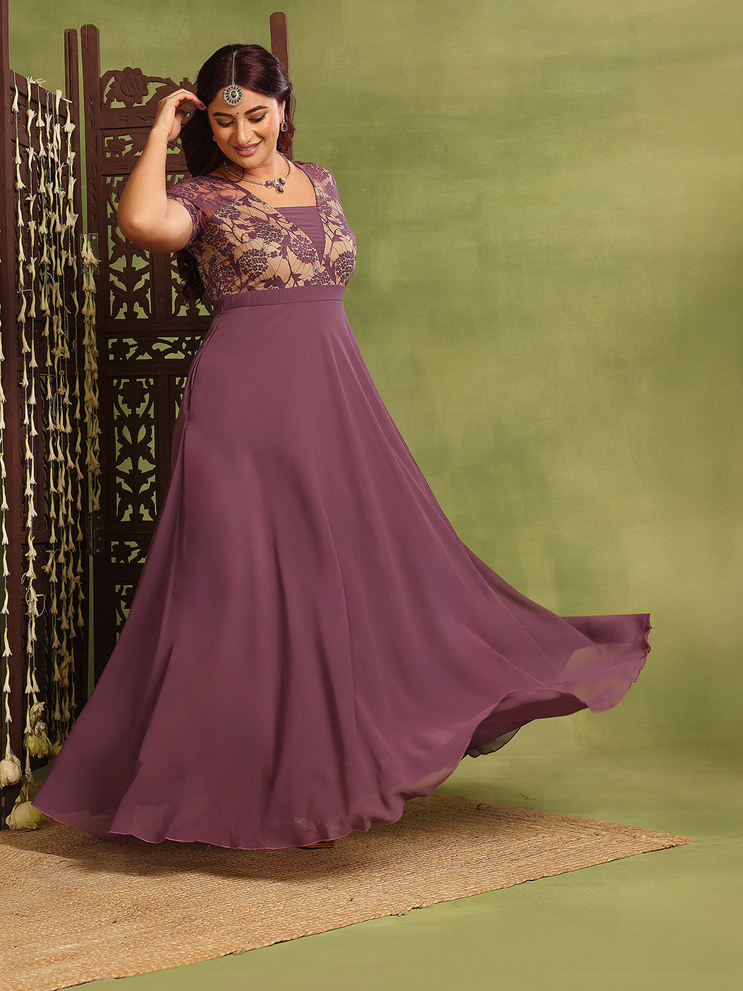 Women's Mauve Square-Neck Raglan-Sleeve Self-Designed Flared Georgette Maxi Dress
