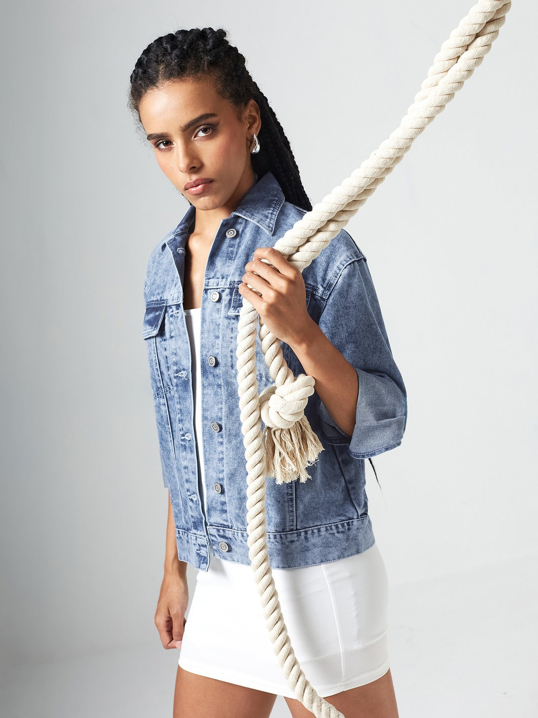 Light Blue Collared Full Sleeve Solid Classic Regular Length Denim Jacket for Women