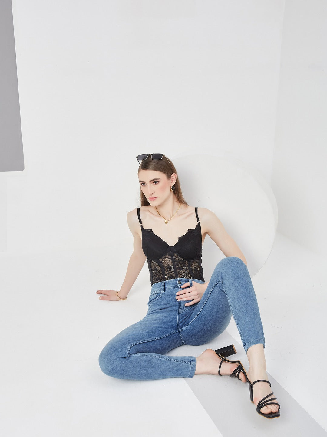 Light Blue Slim Fit high-rise Light Wash Denim Stretchable Jeans for Women