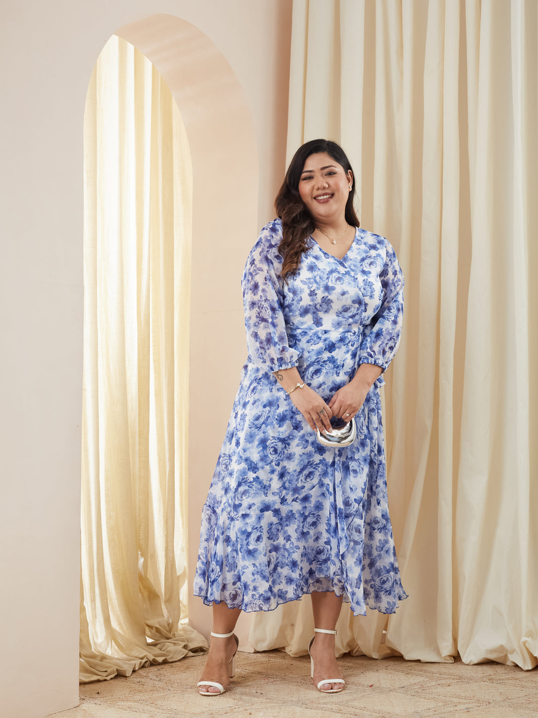 Multicolored Base White Relaxed Fit plus-size dress — Miss Chase A+