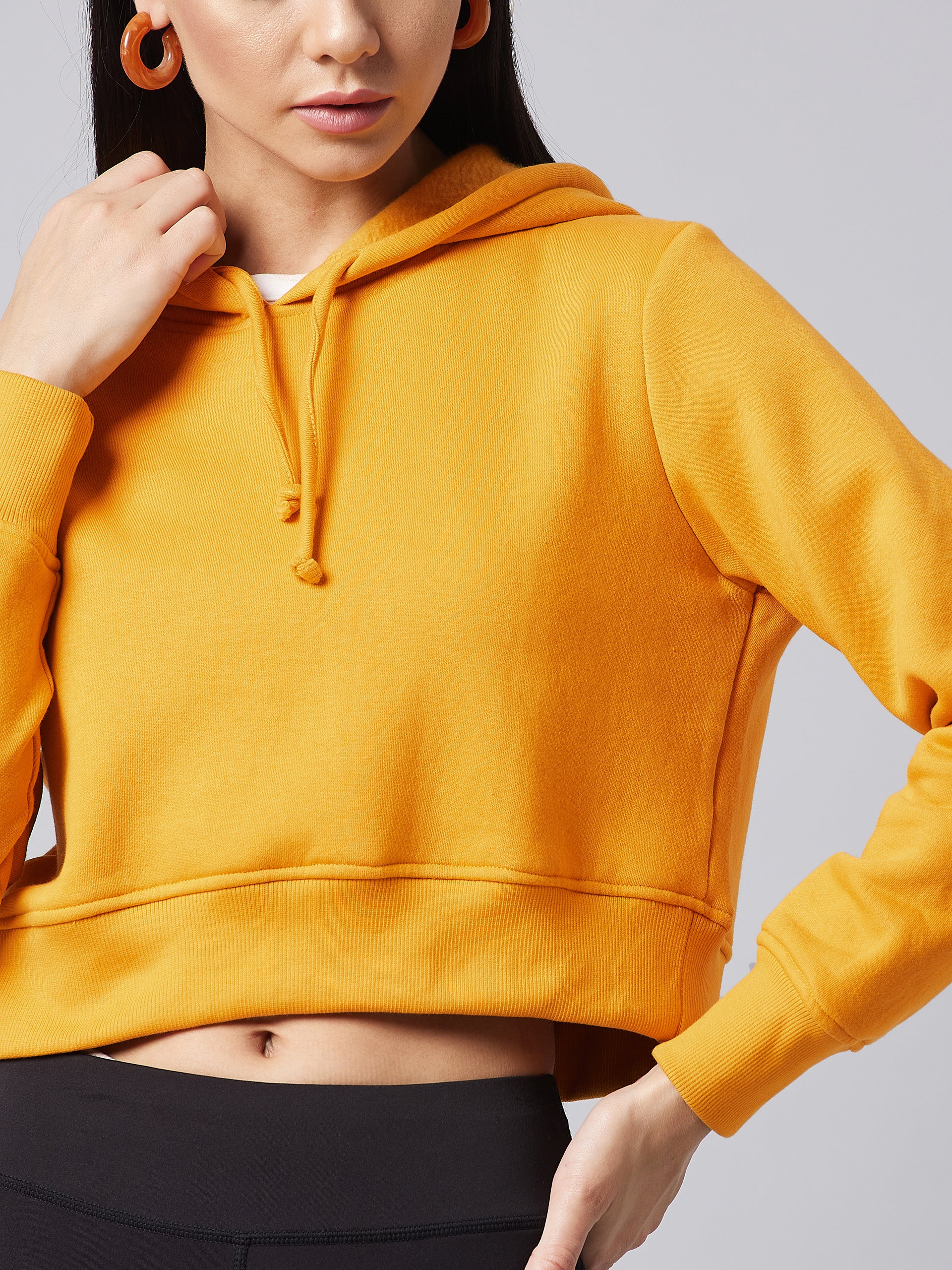 Women's Mustard Round Neck Full Sleeve Solid Crop Sweatshirt