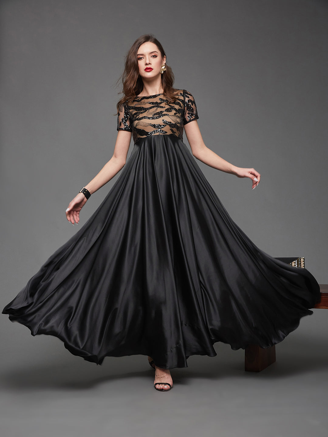 Black Boat-Neck Short-Sleeve Abstract Fit & Flare Satin Maxi Dress for Women