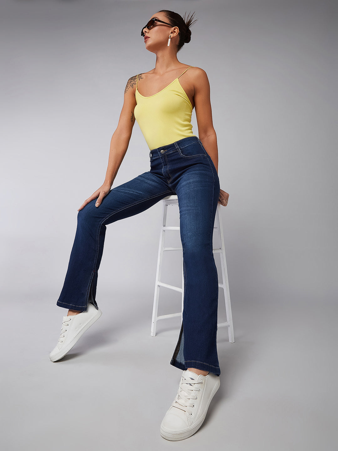 24/7 Comfort Y2K Vintage Timeless Blue Bell Bottom Bootcut Hourglass Mid Rise Denim Stretchable Jeans