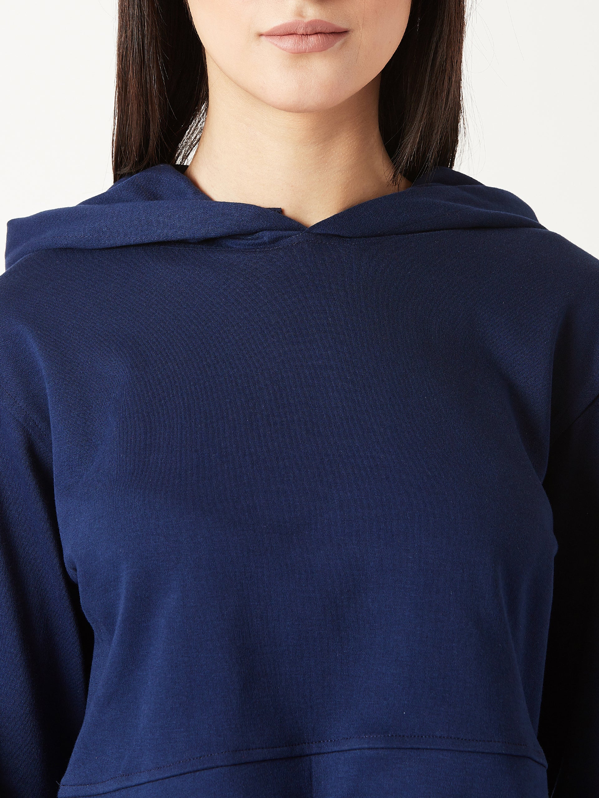 Women's Navy Blue Solid Round Neck Full Sleeve Hooded Boxy Crop Sweatshirt