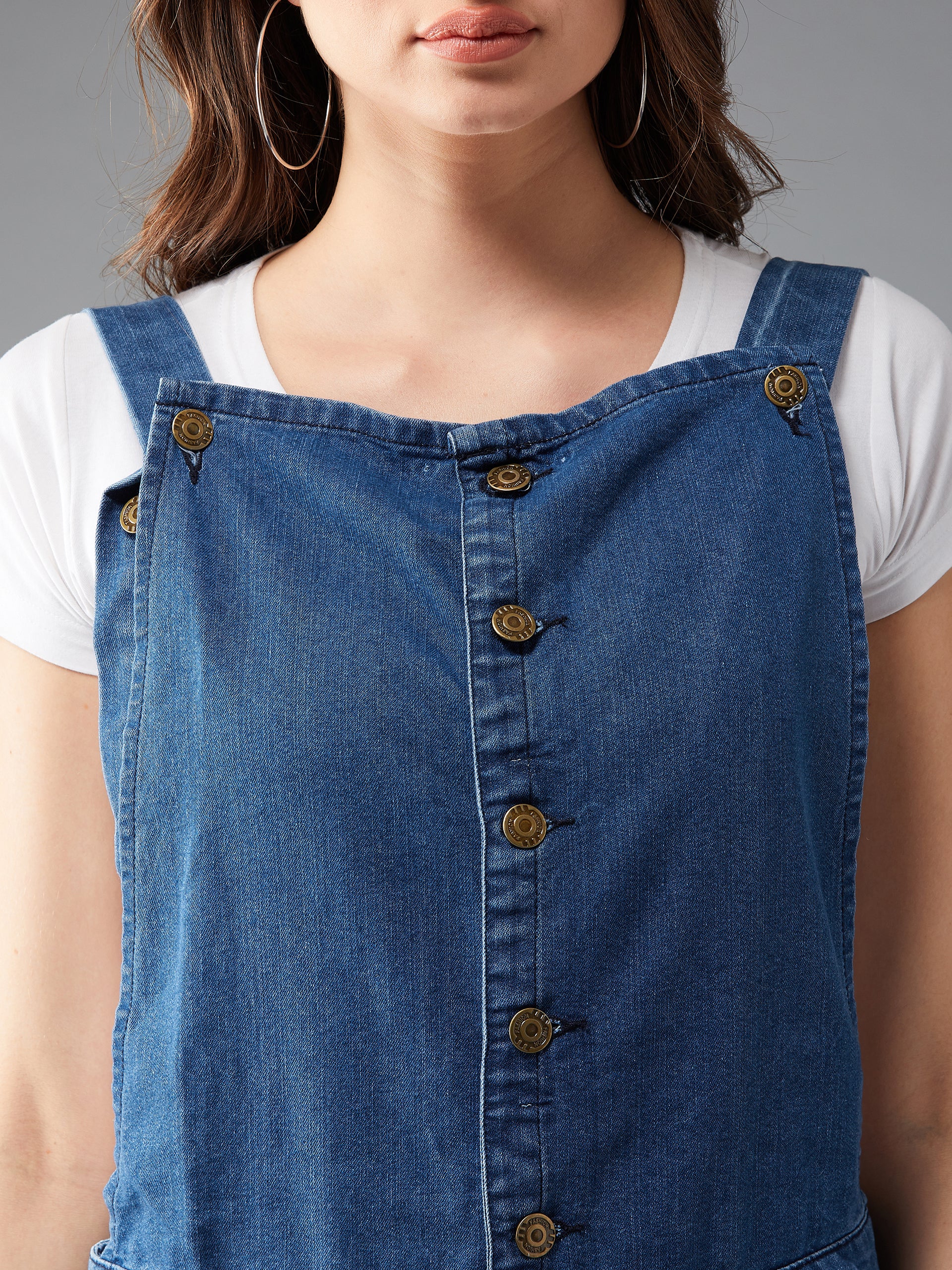 Women's Blue Regular Fit Mid Rise Mini Solid Denim Dungaree