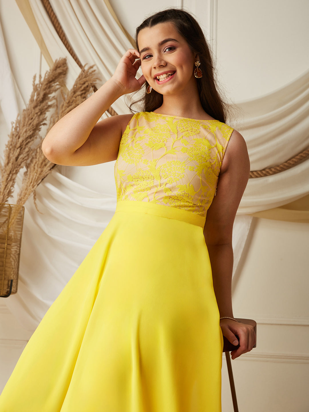 Light Yellow Boat-Neck Sleeveless Solid Lace Overlaid Polyester Maxi Dress
