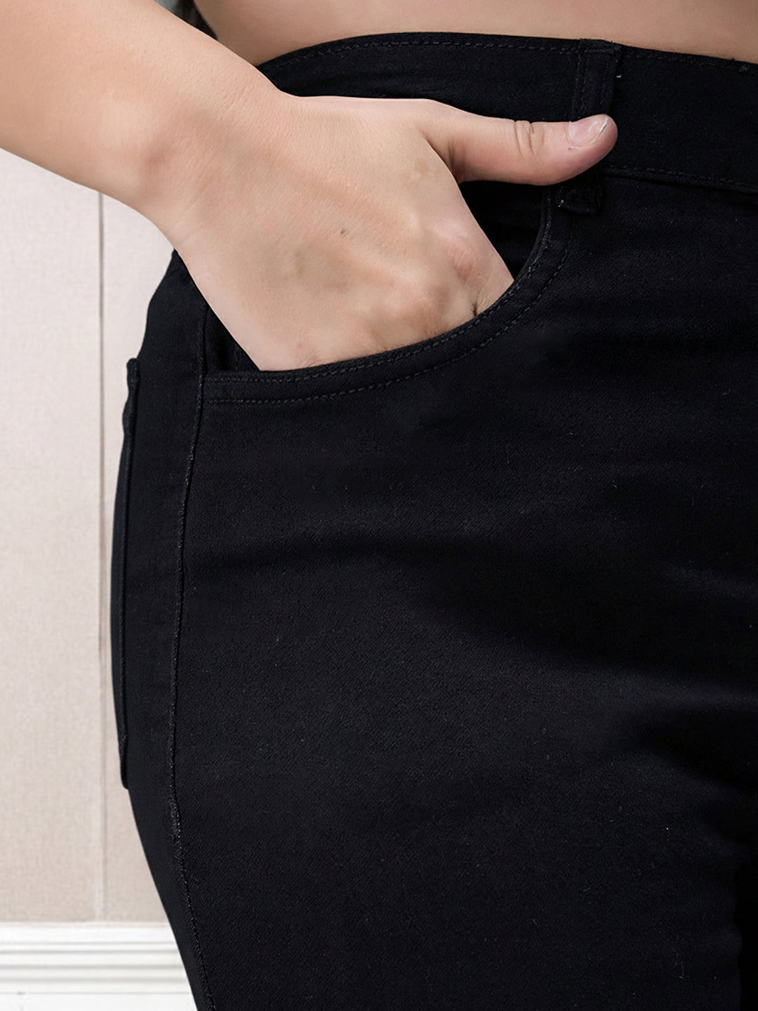 Black Wide Leg High Rise Stretchable Denim Jeans for Women