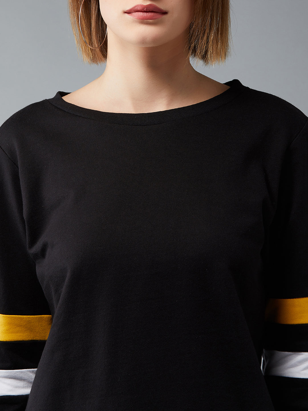 Women's Black Round Neck Full Sleeves Cotton Solid Boxy Colorblock Paneled Sweatshirt