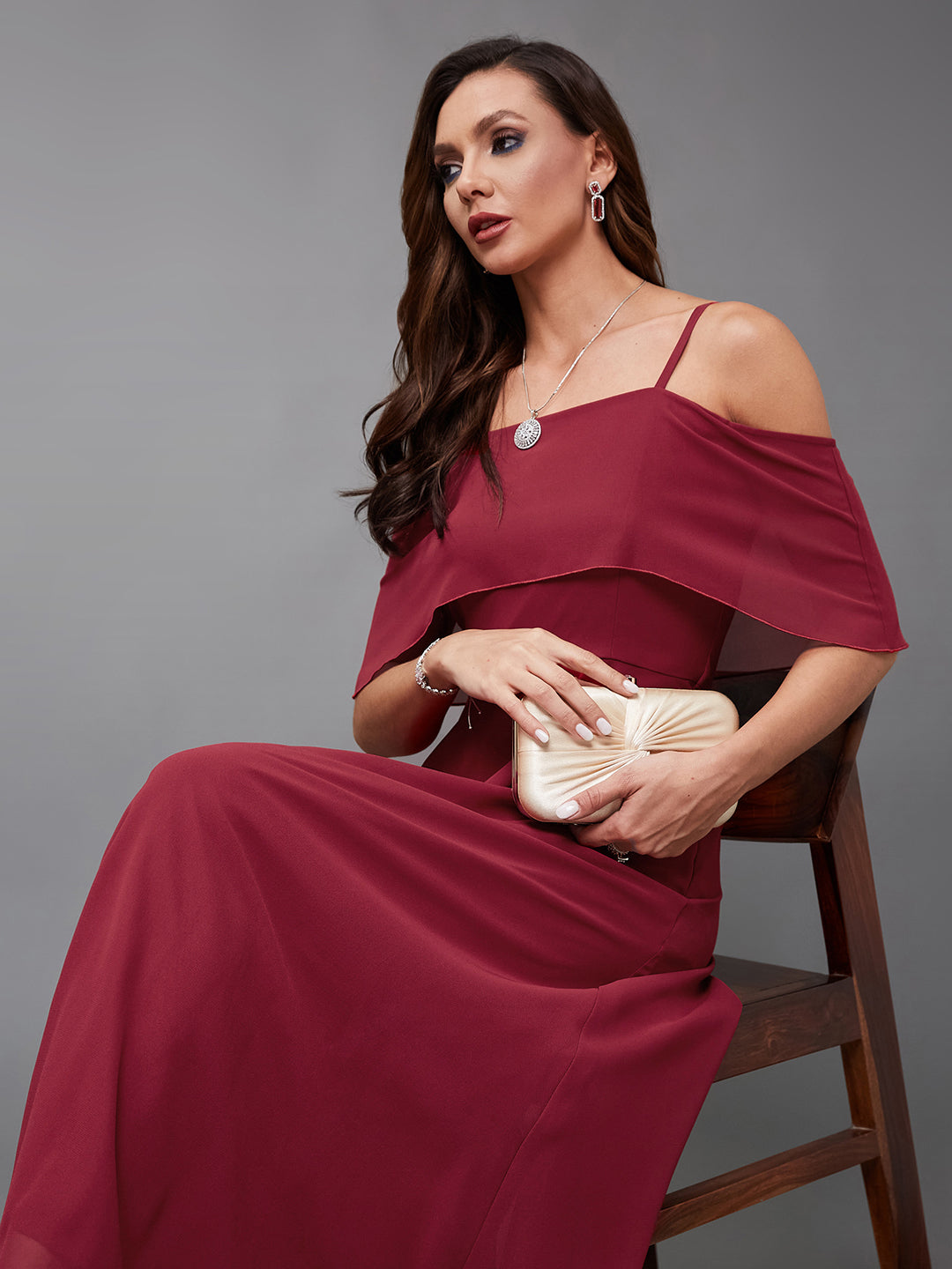 Women's Maroon Off-Shoulder Sleeveless Solid Skater Midi Dress