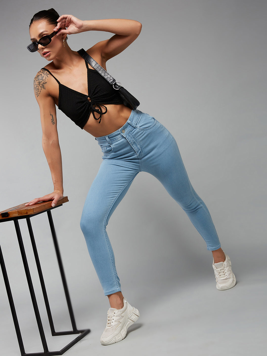 Women's Light Blue Skinny High-Rise Distressed Cropped Denim Jeans