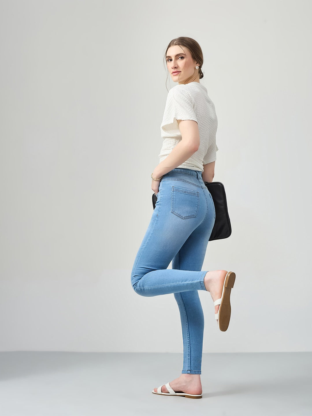 Blue Skinny high-rise Mild Distress Regular Stretchable Denim Jeans for Women