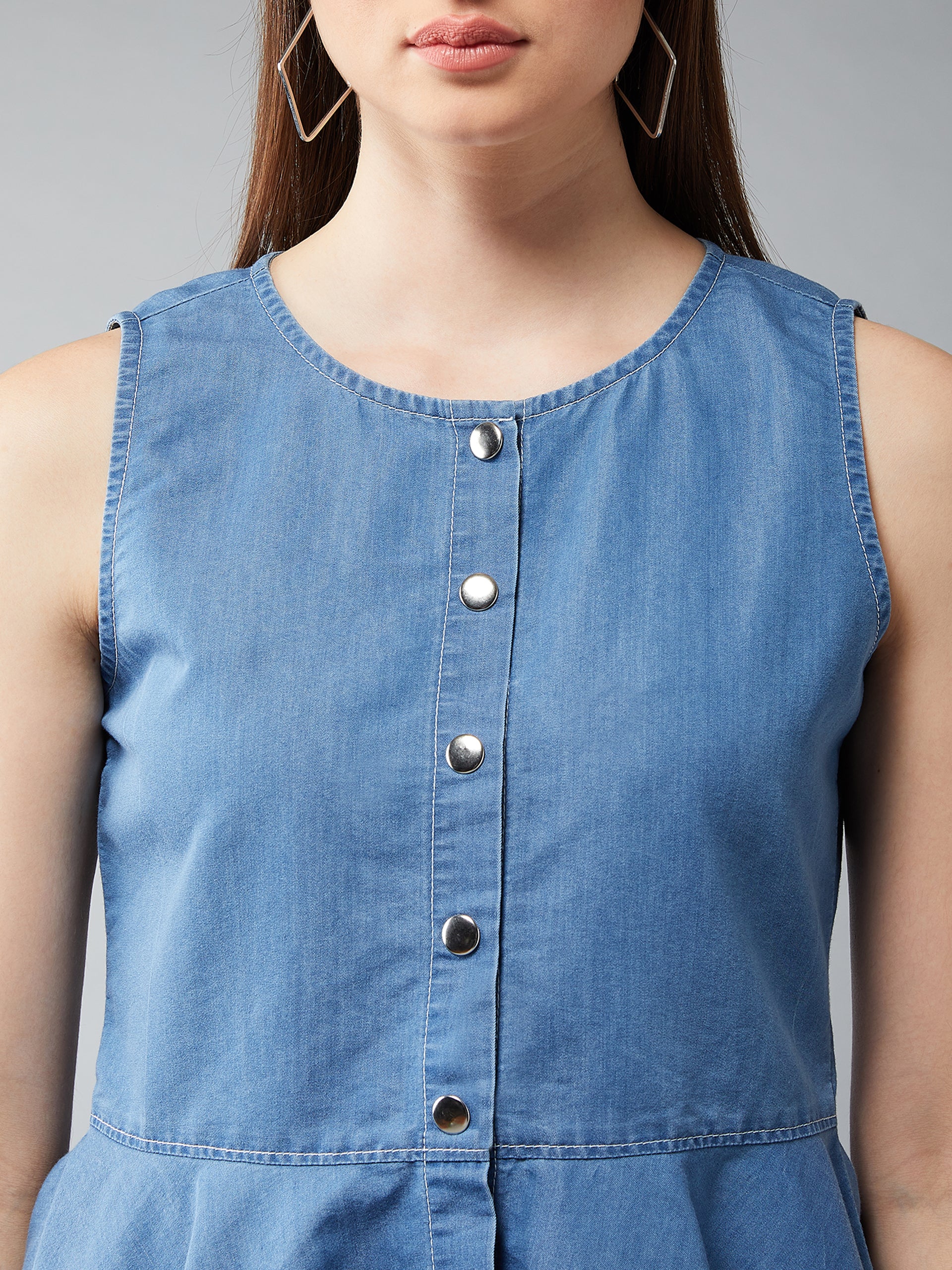 Women's Blue Round Neck Sleeveless Denim Front Open Solid Hooded Peplum Top