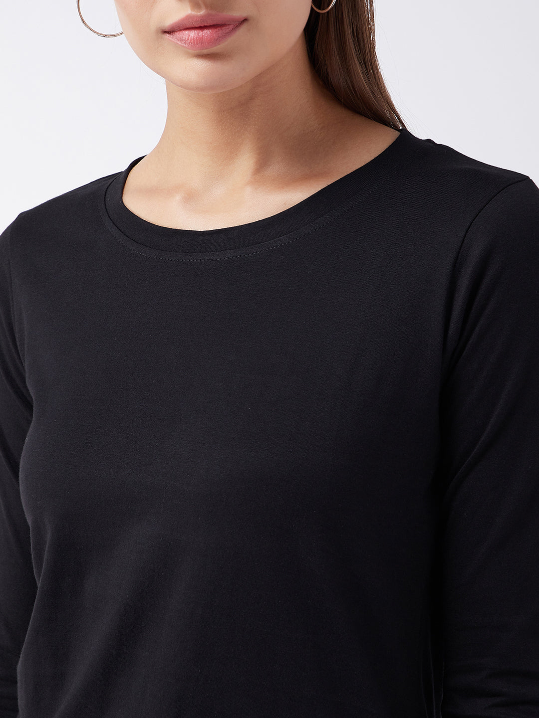 Women's Black Round Neck Full Sleeves Solid Basic Top