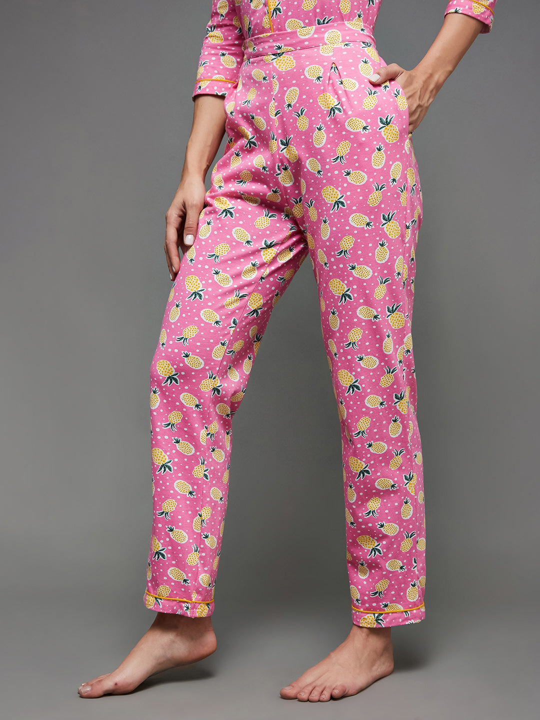 Women's Pink Printed Cotton Relaxed Fit Collared 3/4th Sleeve Regular Length Night Suit Set