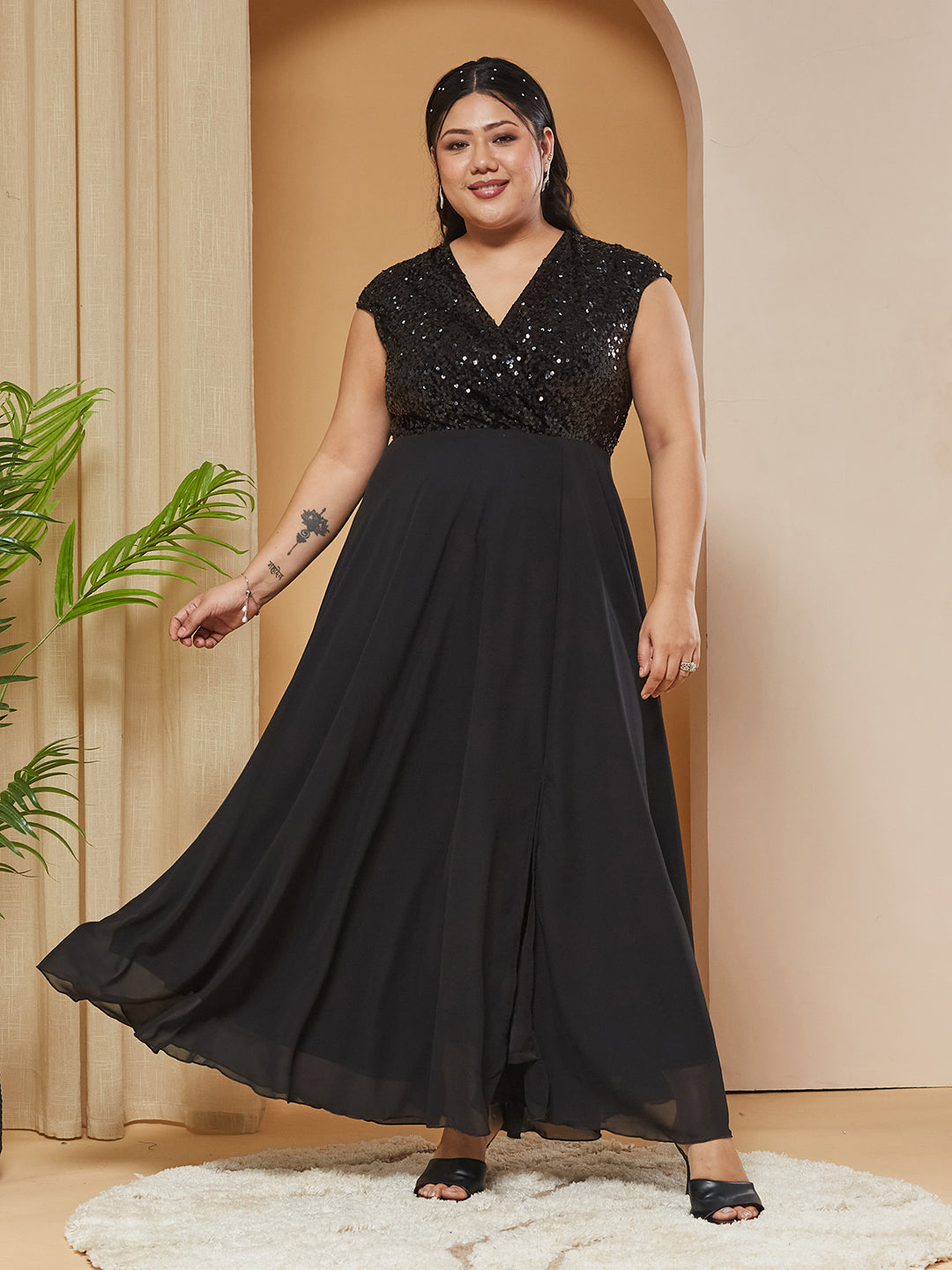 Black V-Neck Cap-Sleeves Solid Wrap Maxi Dress for Women
