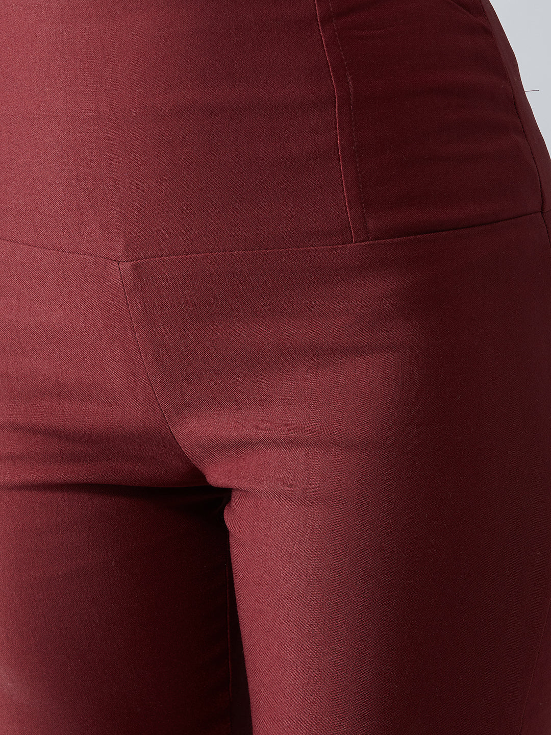 Women's Maroon Solid Zipper Detailing Skinny Regular Length High Waist Treggings