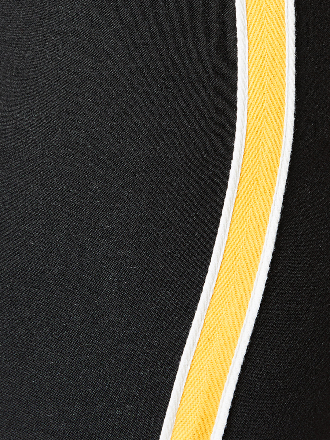 Women's Black Solid Regular Length High Waist Knitted Slim Fit Twill Tape Detailing Jeggings