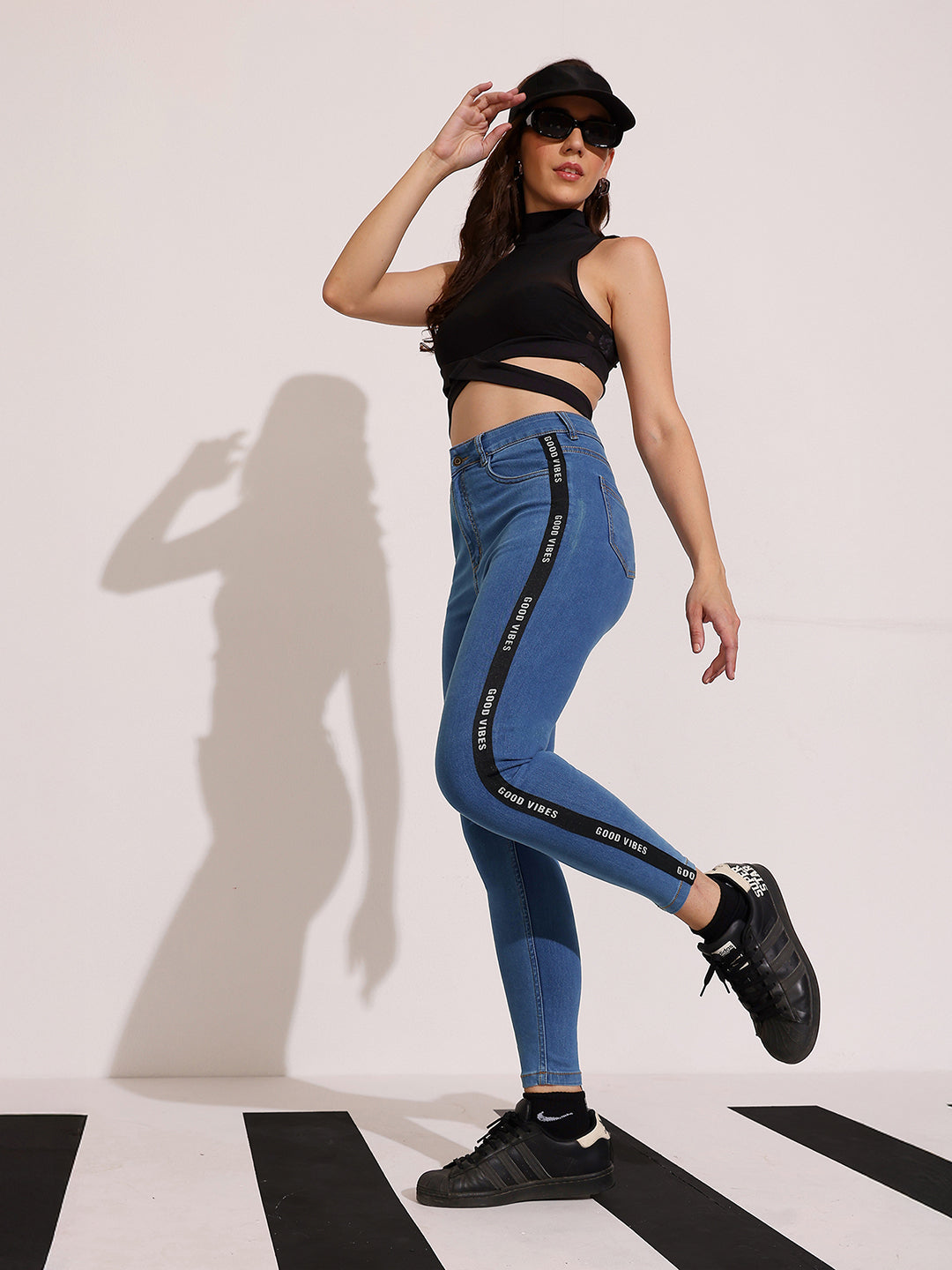 Women's Blue Skinny Fit High Rise Cropped Denim Stretchable Jeans