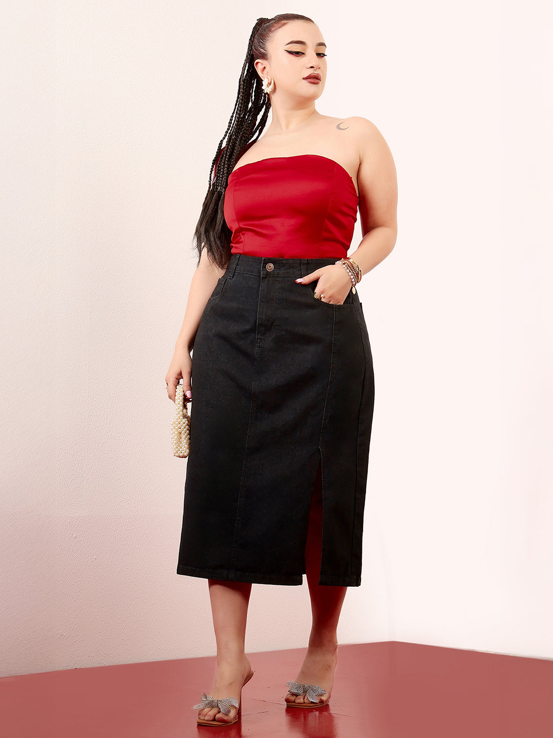 Women's Black Straight-Fit High-Rise  Stretchable Denim Midi Skirt