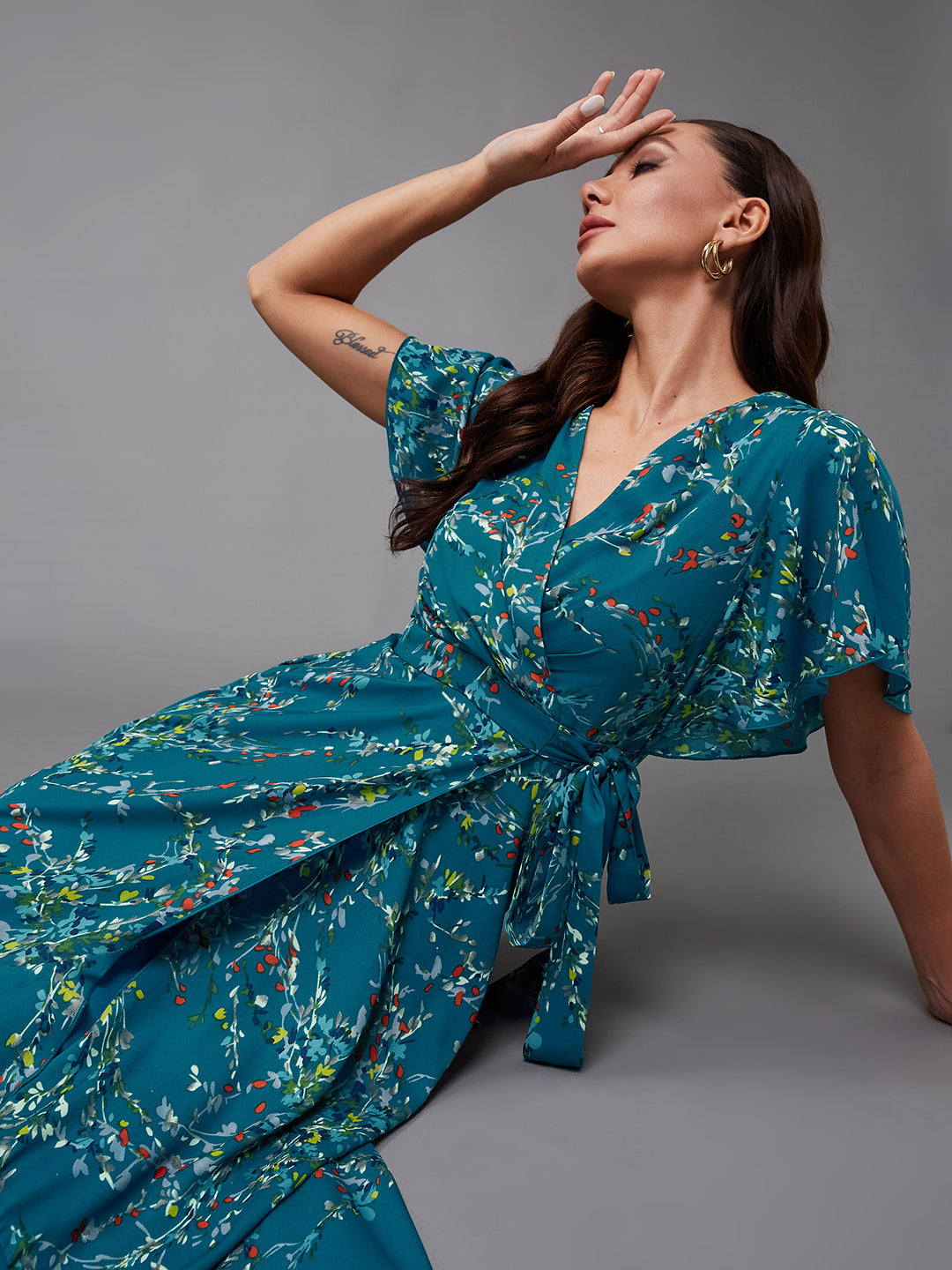 Women's Multicolored-Base-Turquoise V-Neck Half Sleeve Floral Wrap Crepe Maxi Dress