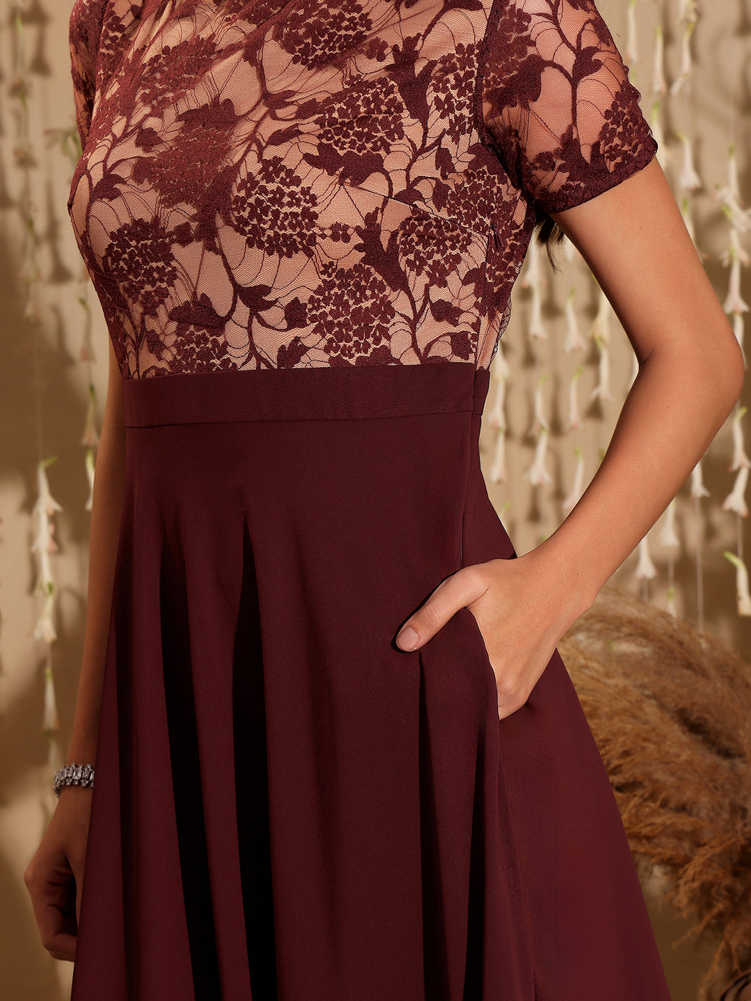 Women's Wine & Beige Relaxed Fit Regular Georgette Dress