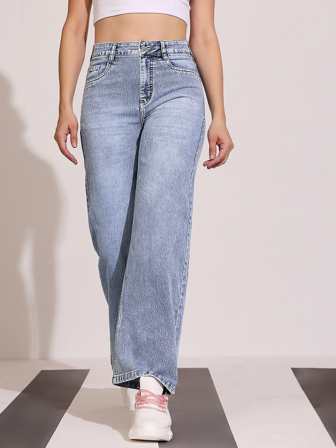 CHASEshape™ Women's Light Blue High-Rise Clean-Look Regular-Length Stretchable Denim Wide Leg Shaping Jeans