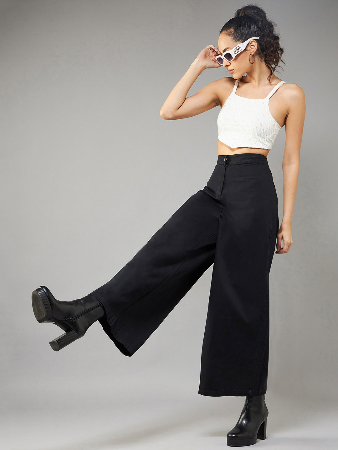 Women's Black Wide-Leg High Rise Light Weight Clean Look Regular Length Light Weight Denim Pants