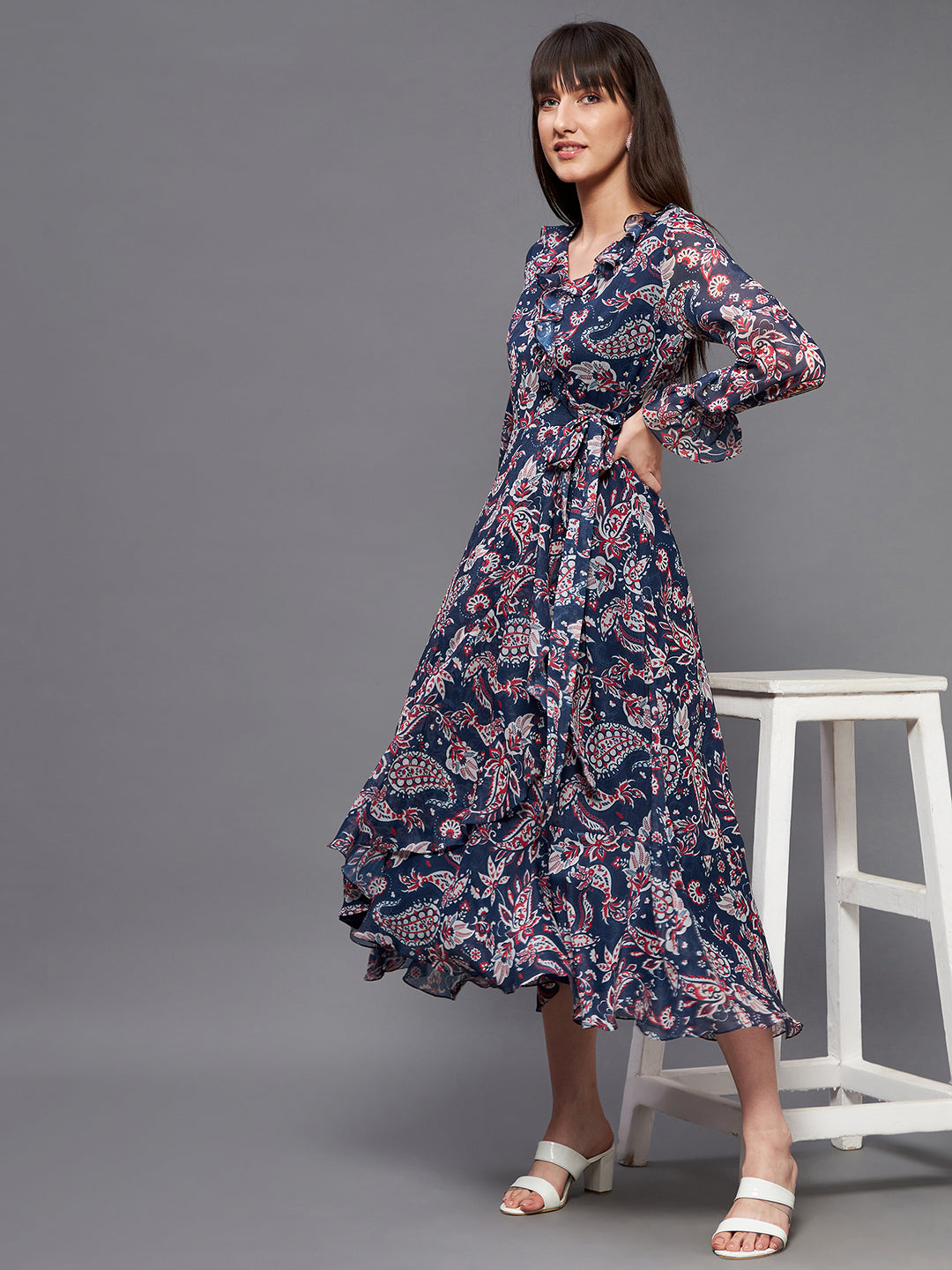 Women's Multicolored-Base-Navy Blue V Neck Full Sleeves Polyester Relaxed Fit Midi Length Dress