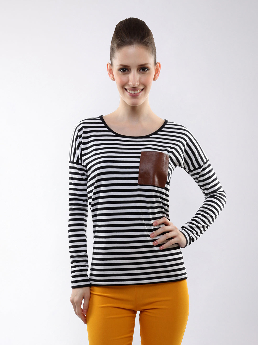 Women's Black and White Round Neck Full Sleeves Striped Top