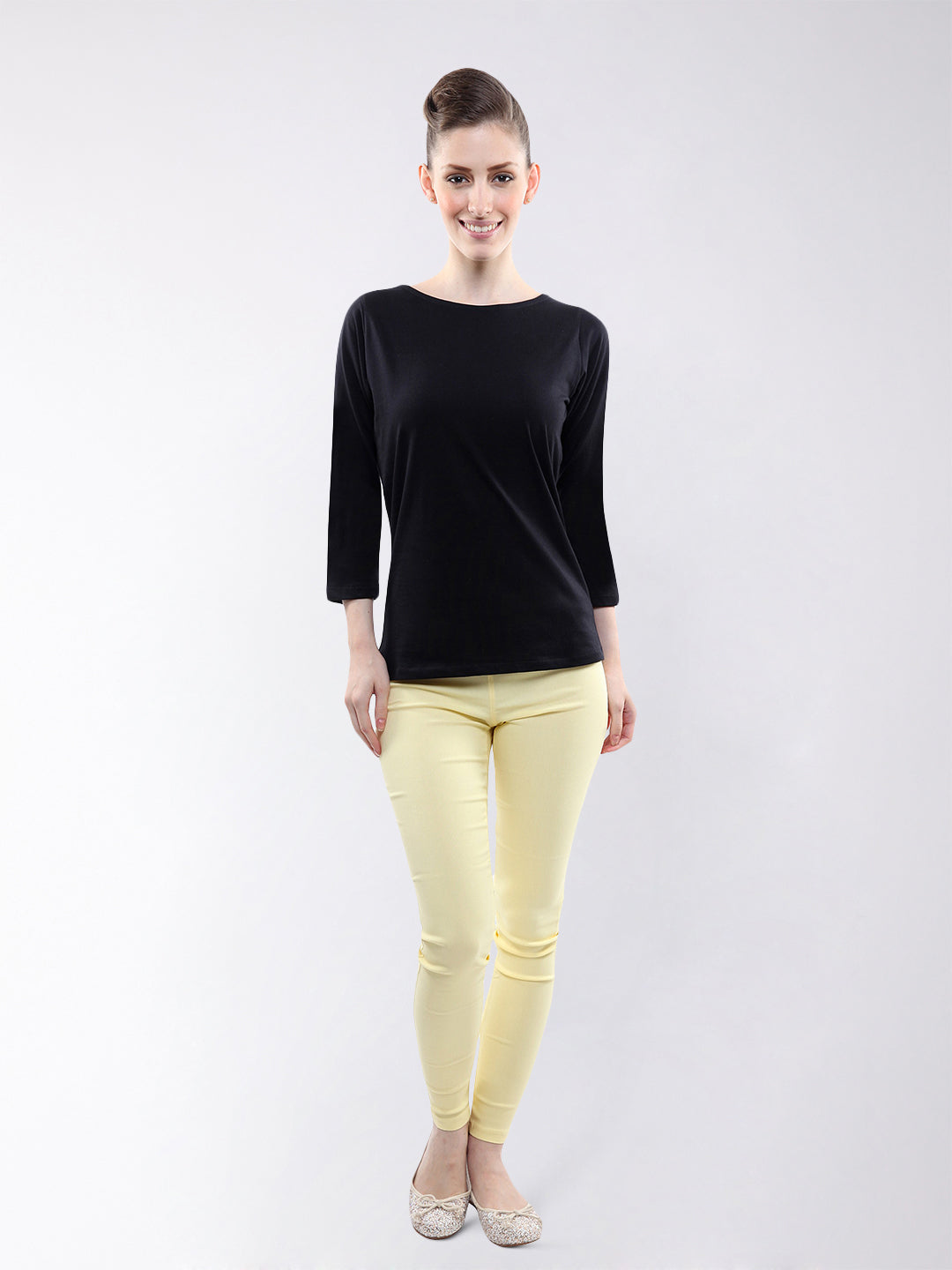 Women's Black Round Neck 3/4 Sleeves Solid Zippered Top