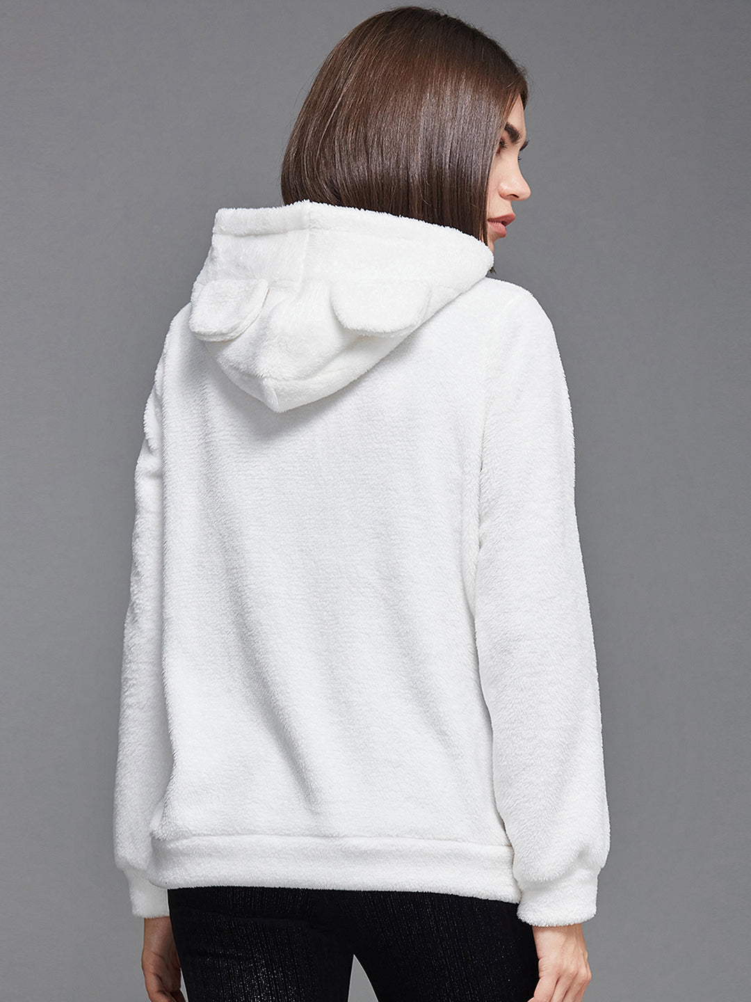 Women's White Full Sleeve Solid Patterned Pullover Styled Hooded Sweatshirt