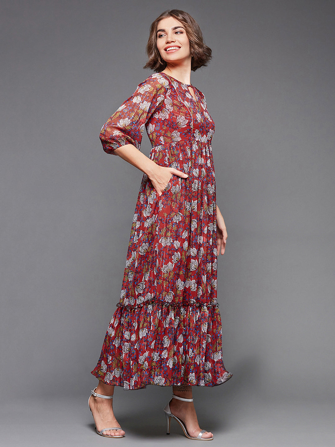 Women's Multicolored-Base-Red Round Neck Bishop Sleeves Ankle Length Chiffon Printed Maxi Dress