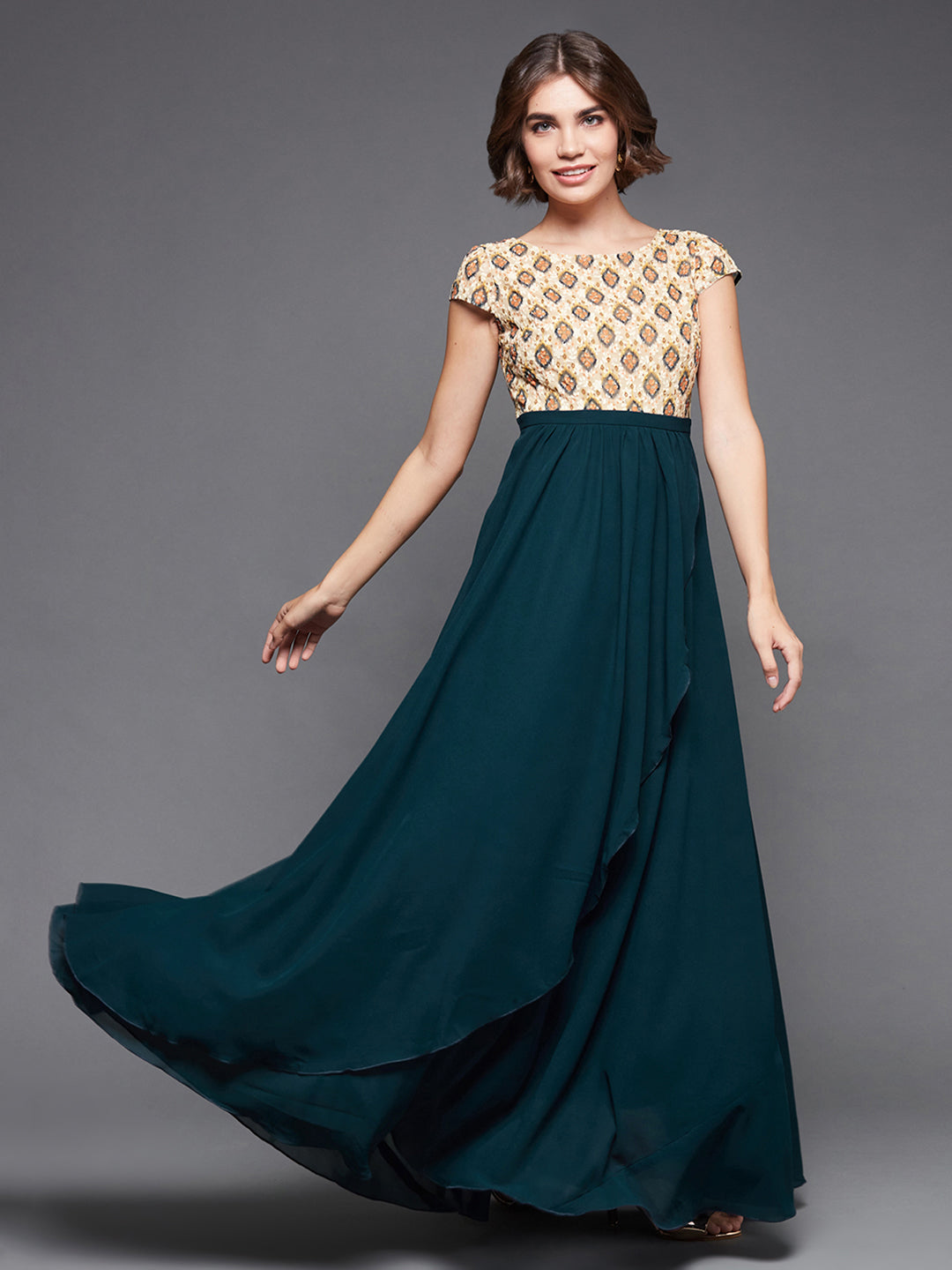 Women's Multicolored-Base-Teal Georgette Round Neck Cap Sleeve Floral Layered Maxi Dress