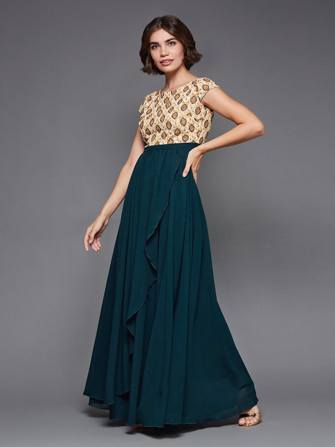 Women's Multicolored-Base-Teal Georgette Round Neck Cap Sleeve Floral Layered Maxi Dress