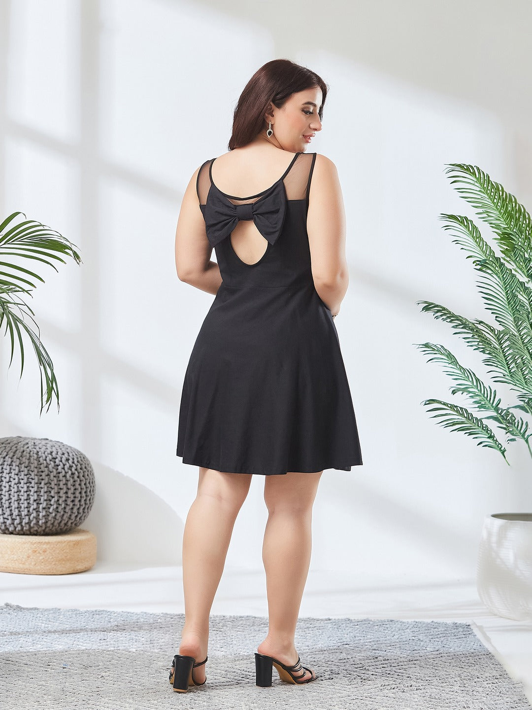 Black Round Neck Sleeveless Back Cut Out Bow Mini Skater Dress for Women