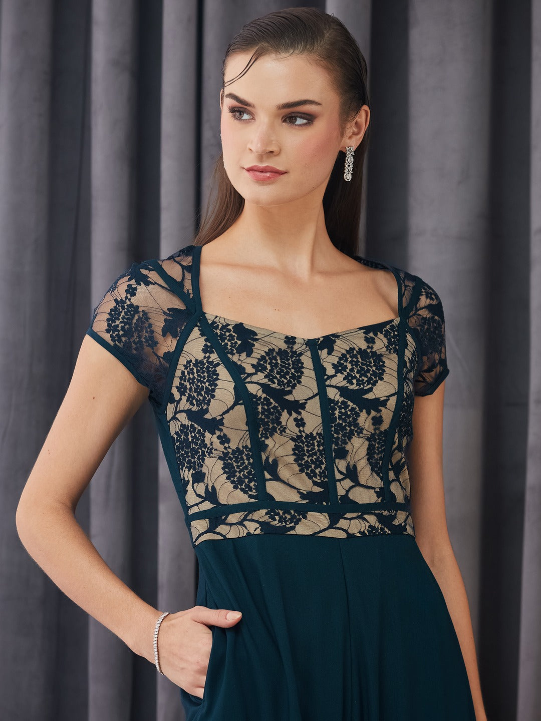 Teal Sweetheart Raglan Sleeve Self-Design Lace Overlaid Regular Fit Viscose Rayon Jumpsuit for Women
