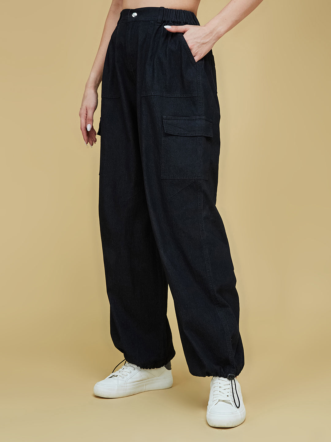 Black Straight-Fit High-Rise Stretchable Light Weight Denim Jeans for Women