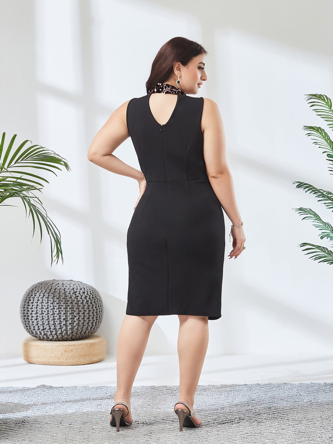 Black Halter Neck Sleeveless Embellished Pleated Above-Knee Dress for Women