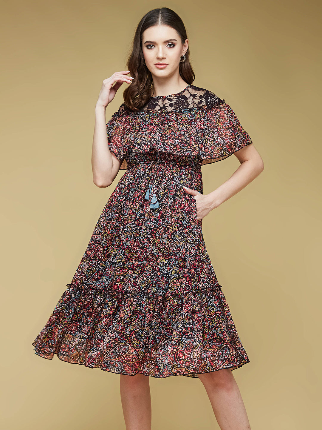 Black Round Neck Sleeveless Polyester Ruffled Knee- Length Dress for Women