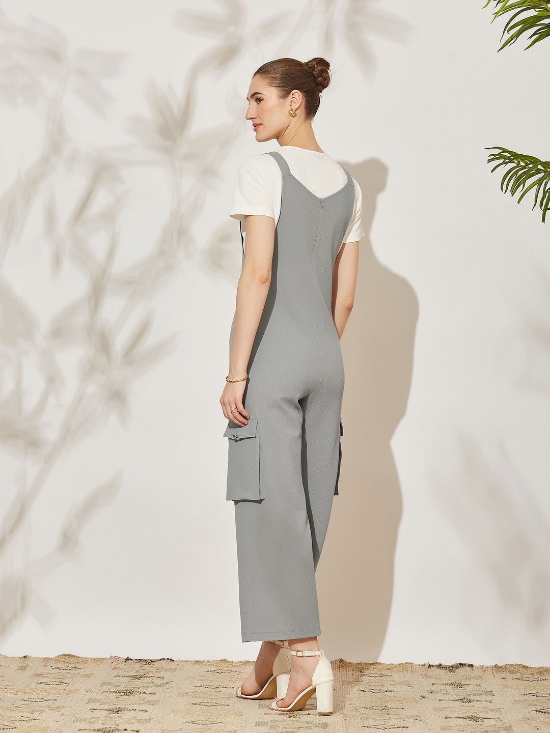 Grey Round Neck Half Sleeve Solid Regular Fit Polyester Dungaree Co-Ord Set for Women
