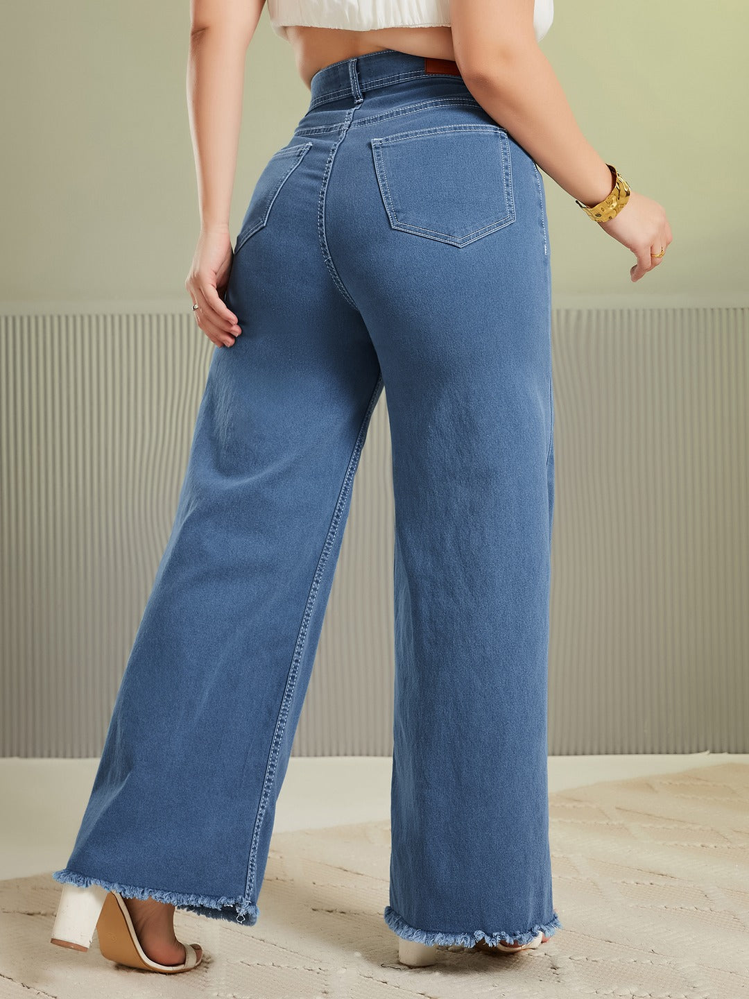 White Straight High Rise Stretchable Denim Jeans for Women