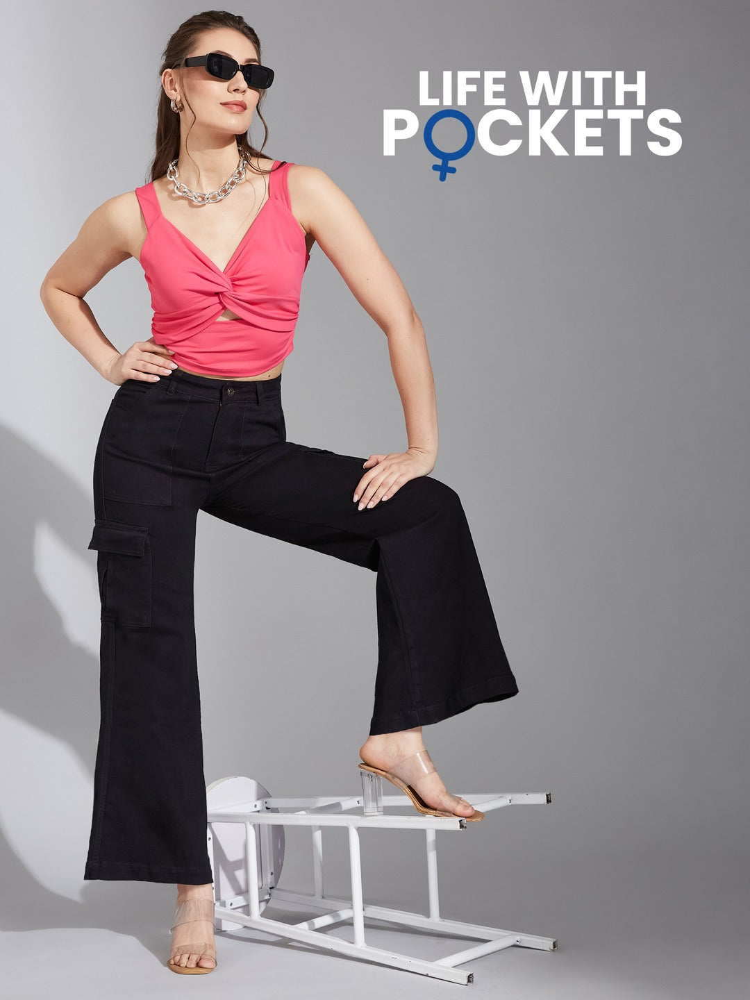 Black Wide-Leg High-Rise Stretchable Denim Cargo Jeans for Women