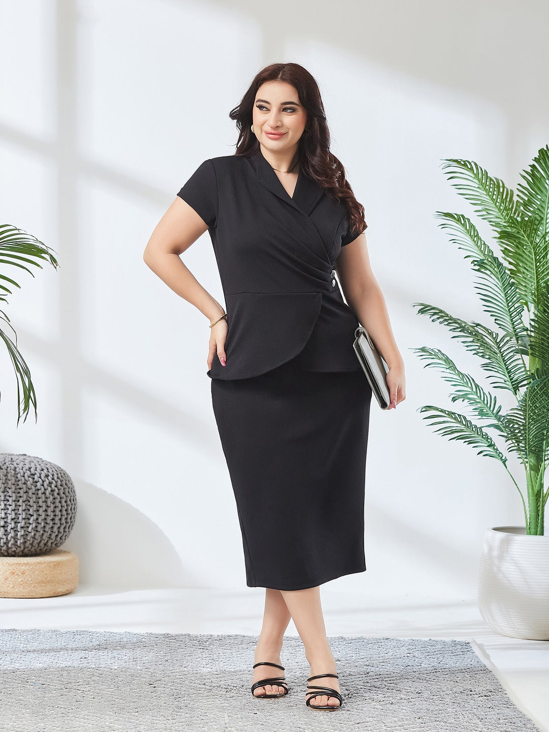 Black Collared Short Sleeve Solid Pleated Knee-Long Co-Ord Set for Women